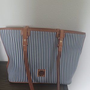 Dooney and Bourke purse